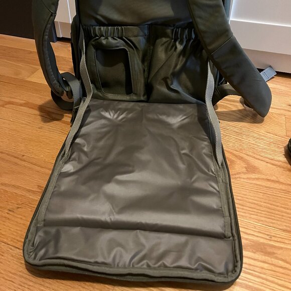 Beis Ultimate Diaper Backpack - Picture 5 of 5